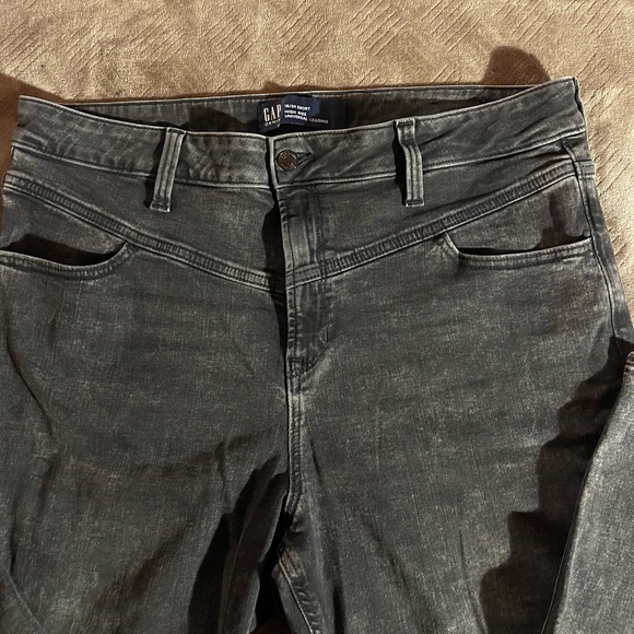 GAP High Rise Universal Legging Size 18/34 Short - Picture 4 of 4